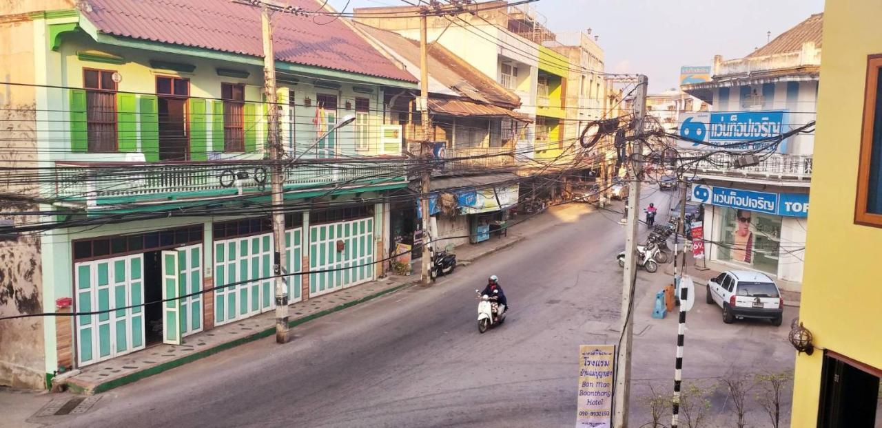 Hotel Ban Mae Boonthong Lampang Zewnętrze zdjęcie