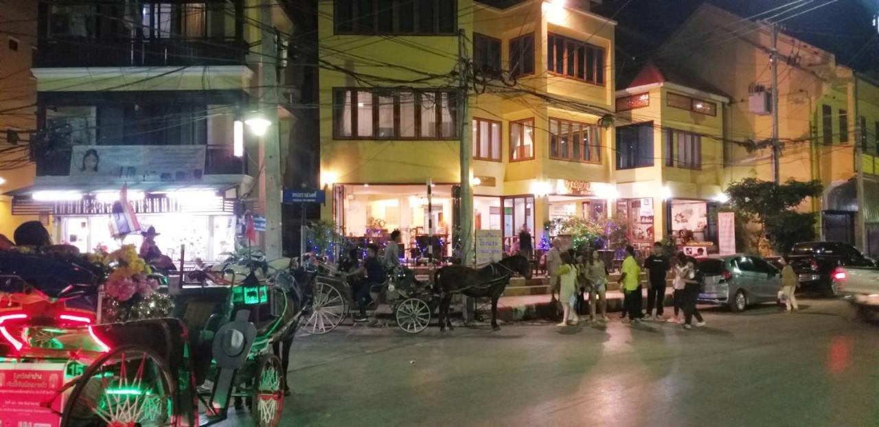 Hotel Ban Mae Boonthong Lampang Zewnętrze zdjęcie