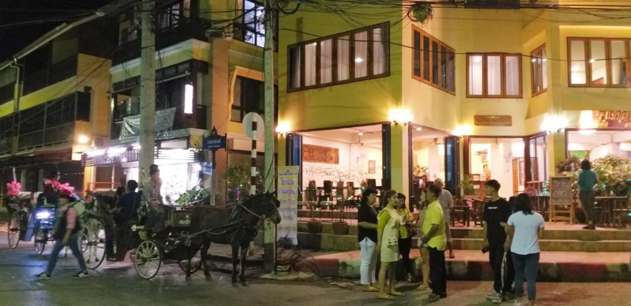 Hotel Ban Mae Boonthong Lampang Zewnętrze zdjęcie