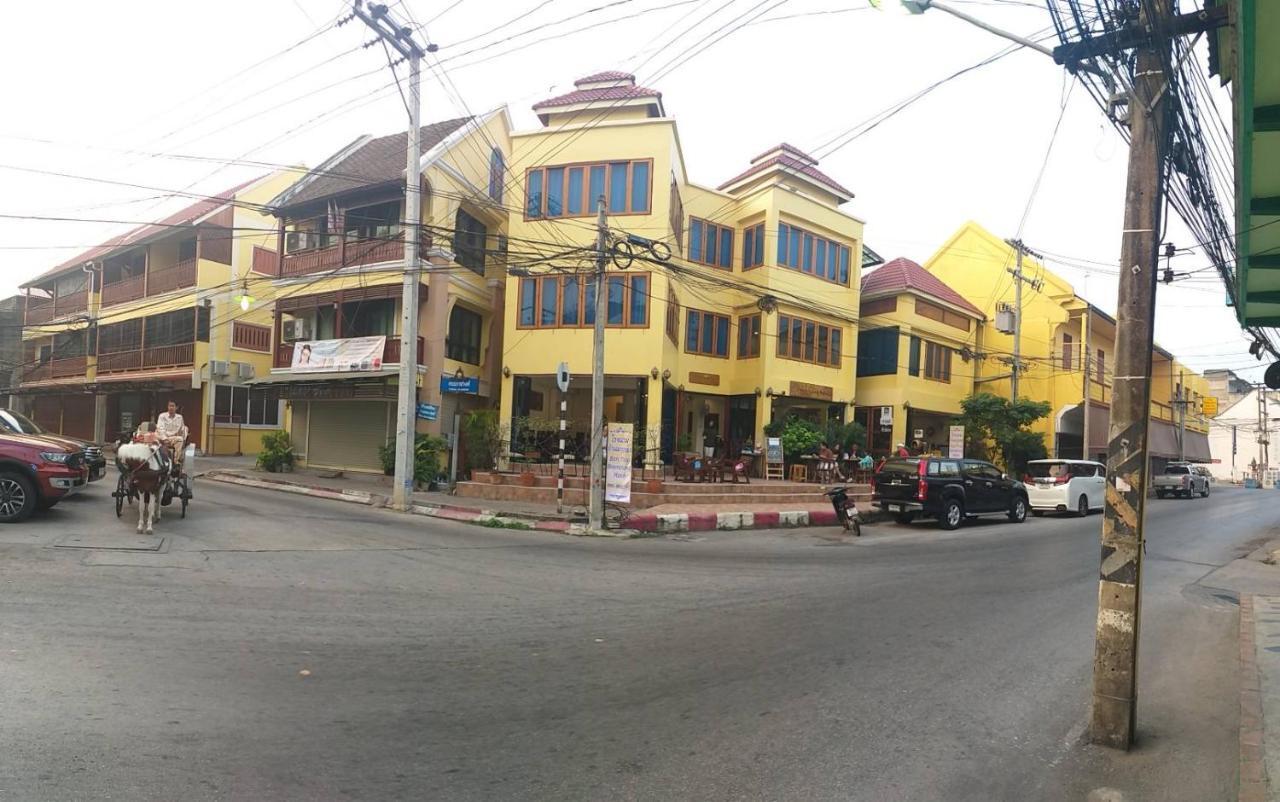 Hotel Ban Mae Boonthong Lampang Zewnętrze zdjęcie